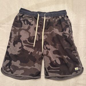 Vuori Men's Black and Gray Camouflage Athletic Shorts